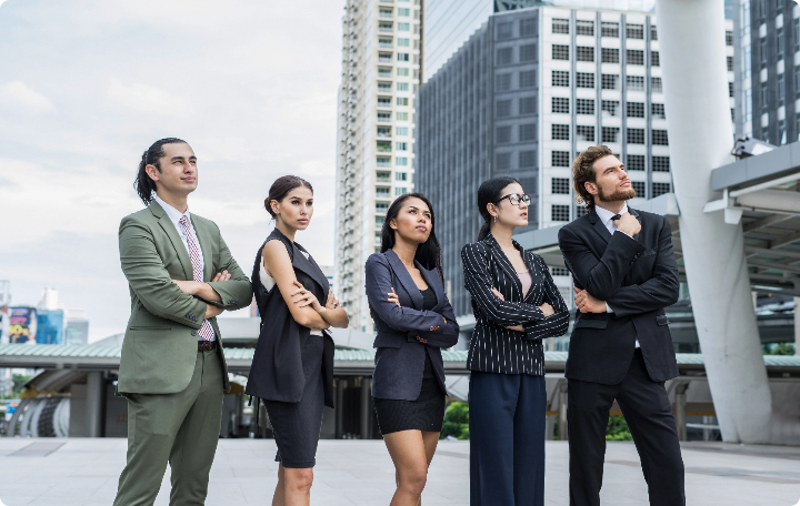 portrait-business-people-worker-team-outside